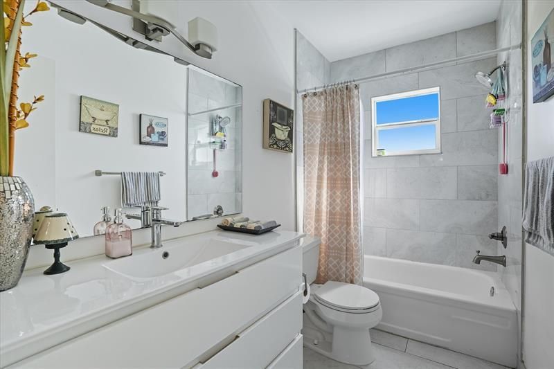 5300 Washington Street, Unit J214, Hollywood, FL 33021 Photo