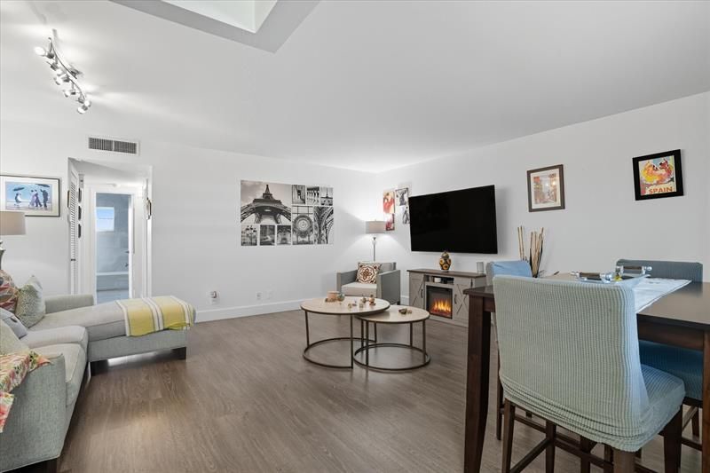 5300 Washington Street, Unit J214, Hollywood, FL 33021 Photo