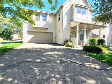 952 Conner Street, Chaska, MN 55318