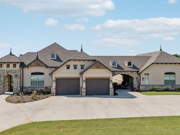 18070 S 72nd East Avenue, Bixby, OK 74008