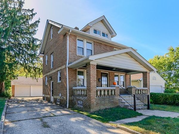 1526 E 298th Street, Wickliffe, OH 44092