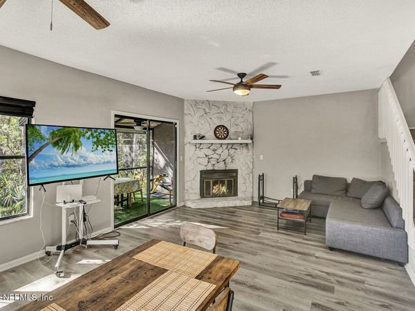 5568 LA MOYA Avenue, Unit 9, Jacksonville, FL 32210