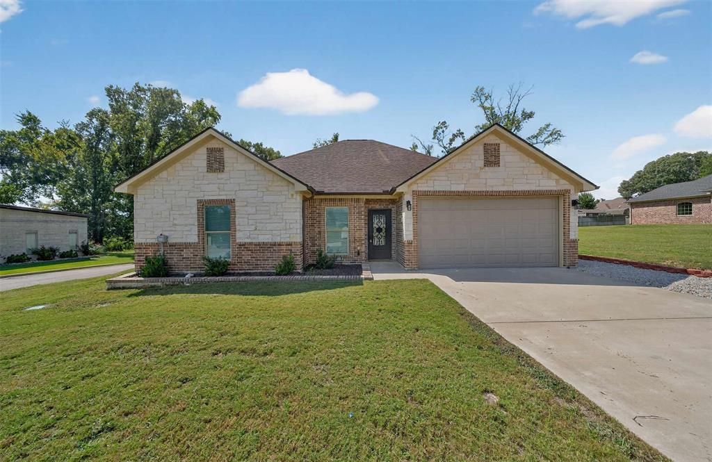 23001 Red Azalea Lane, Lindale, TX 75771 Main Photo