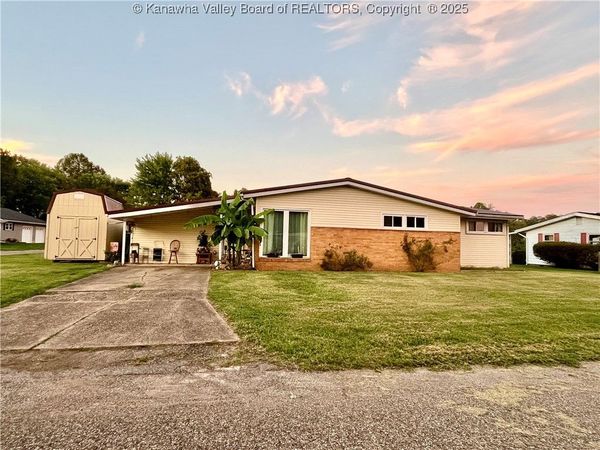 205 Elm Street, New Haven, WV 25265