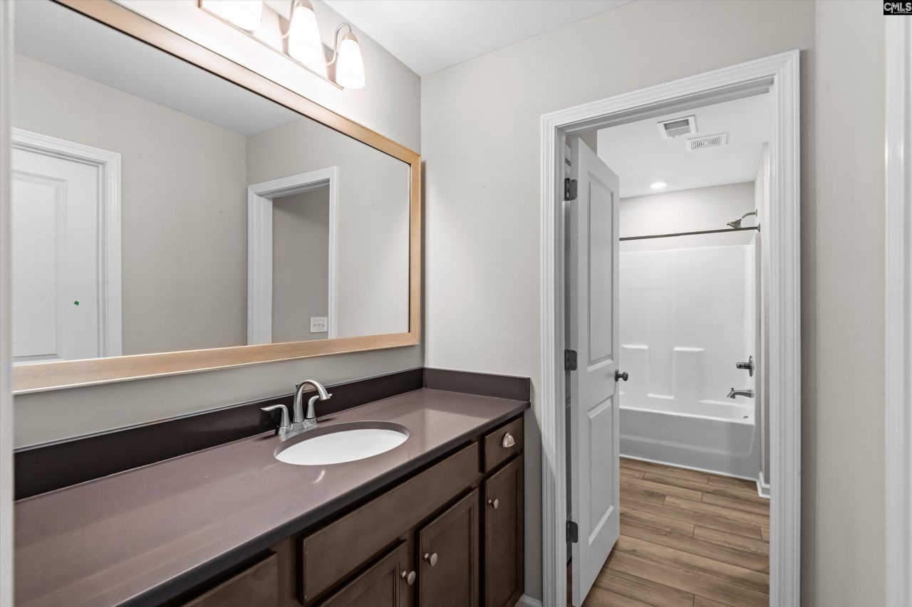 478 Harbour Pointe Drive Photo 30