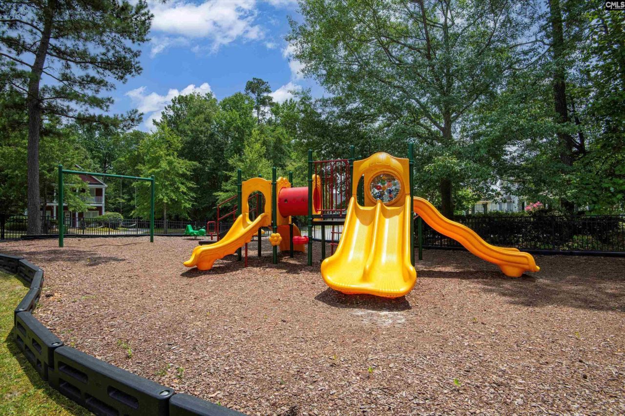 478 Harbour Pointe Drive Photo 41