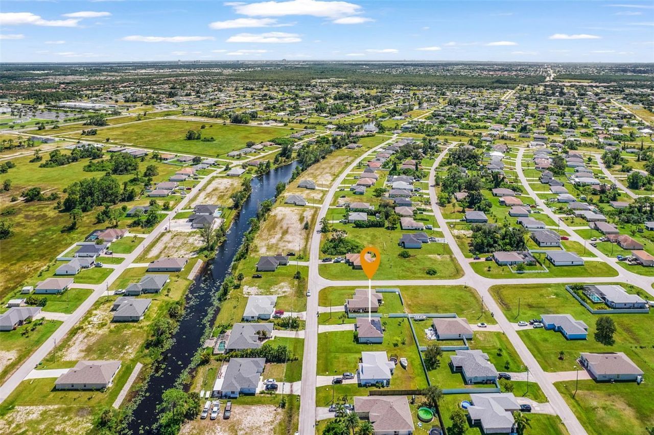 3904 NE 16th Place, Cape Coral, FL 33909 Photo