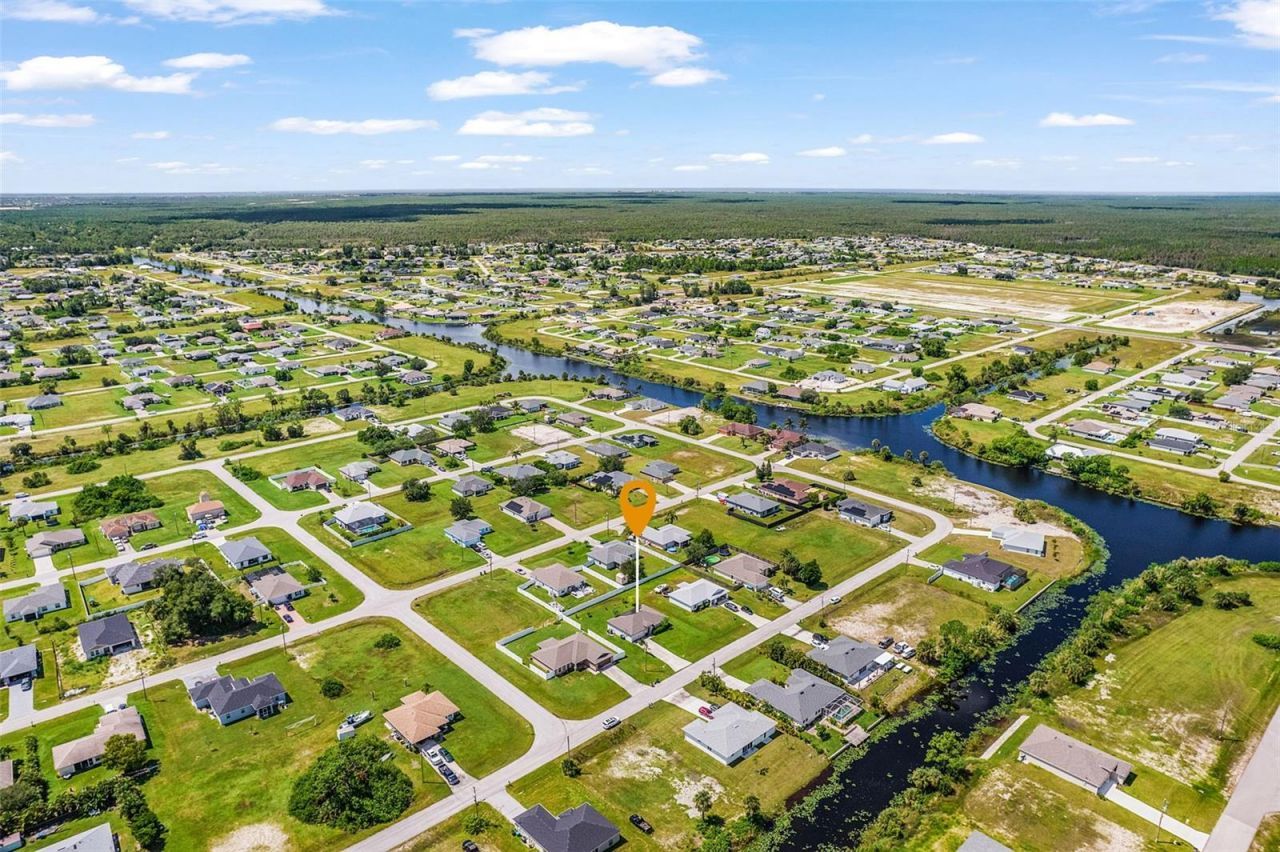 3904 NE 16th Place, Cape Coral, FL 33909 Photo