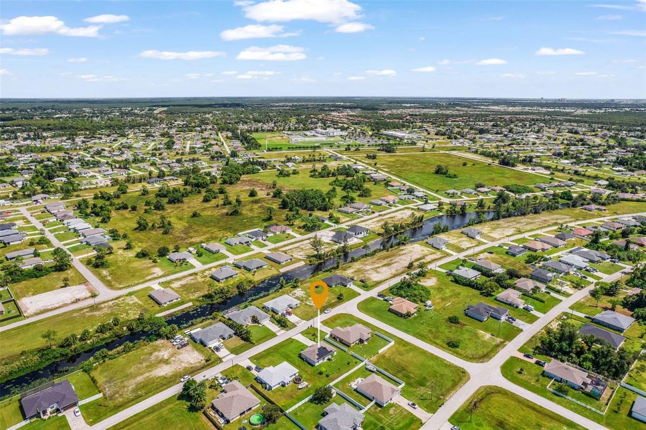 3904 NE 16th Place, Cape Coral, FL 33909 Photo