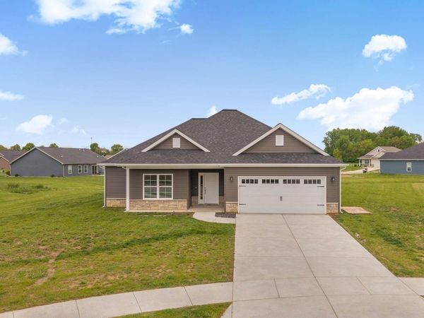 9182 Mulligan Court, Elwood, IN 46036