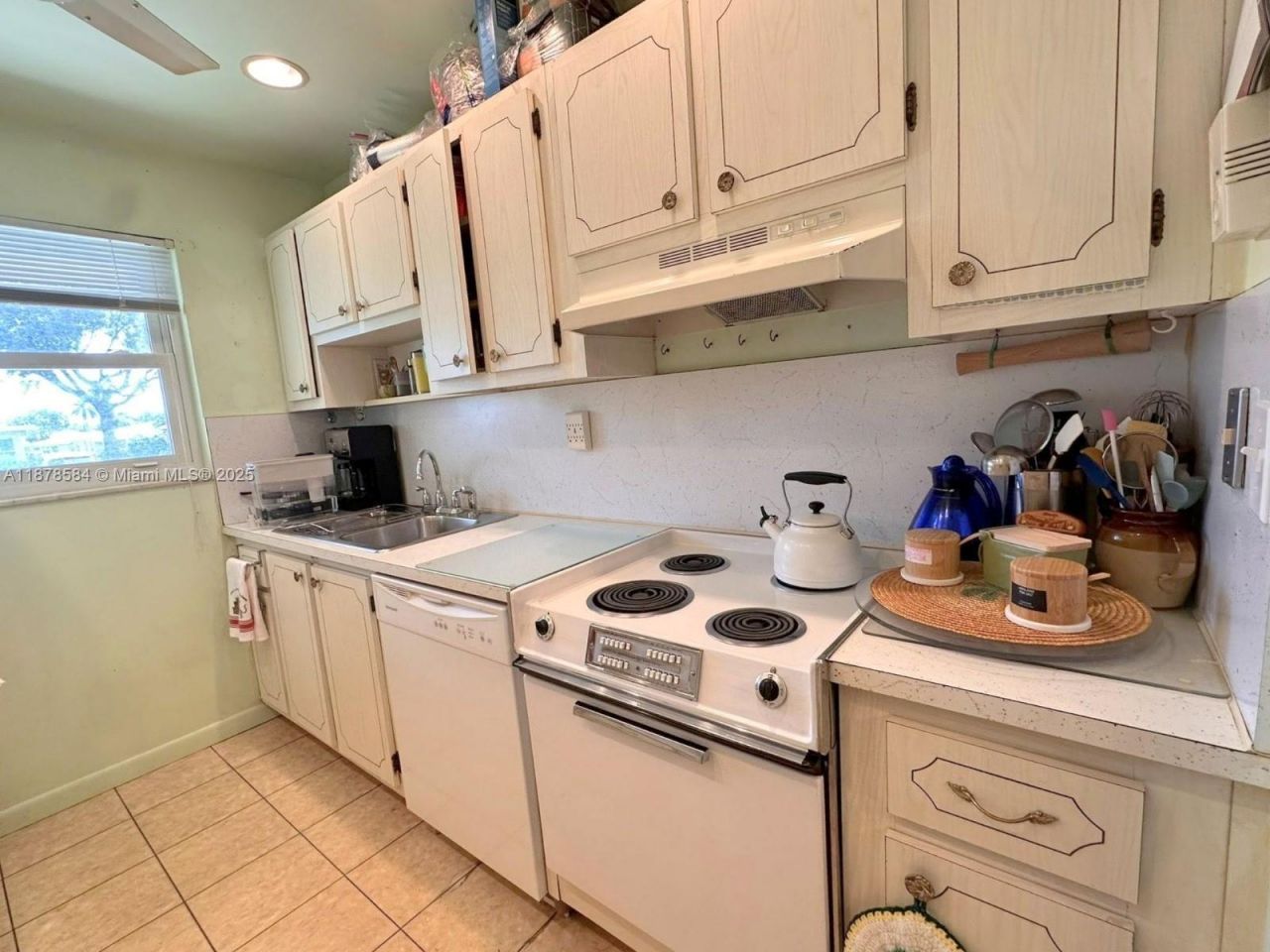 285 N High Point Blvd, Unit A, Boynton Beach, FL 33435 Photo