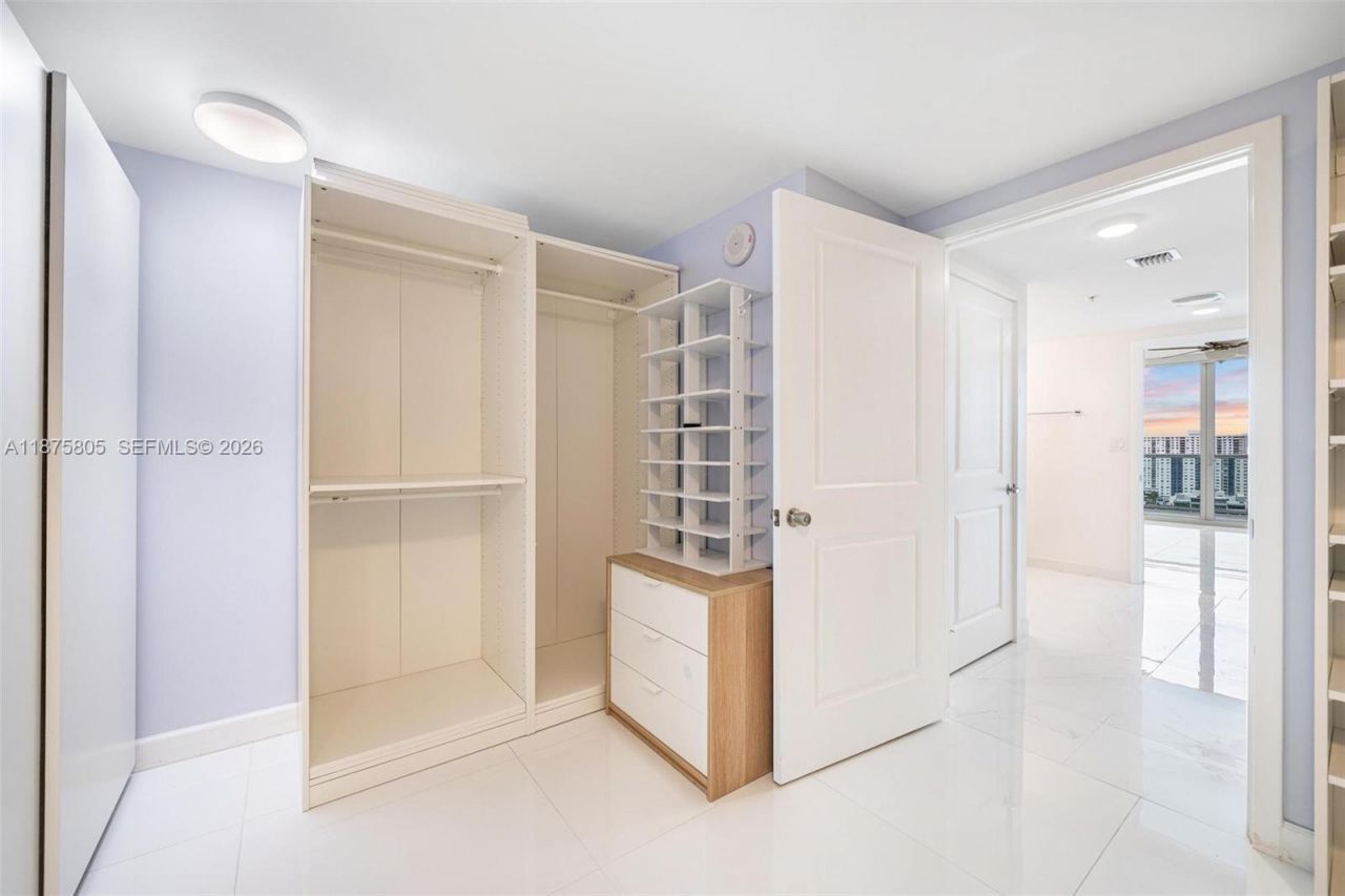 400 Sunny Isles Blvd, Unit 1707, Sunny Isles Beach, FL 33160 Photo