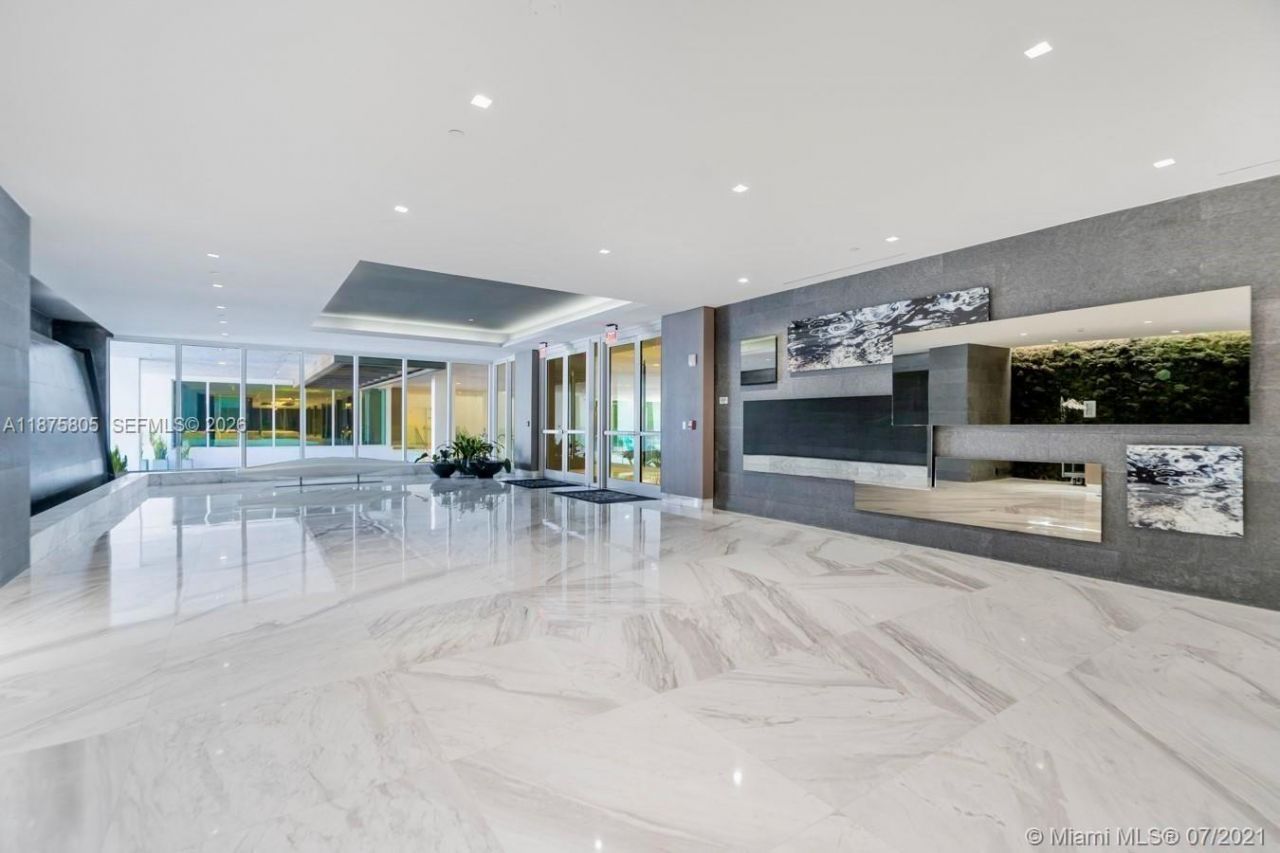 400 Sunny Isles Blvd, Unit 1707, Sunny Isles Beach, FL 33160 Photo