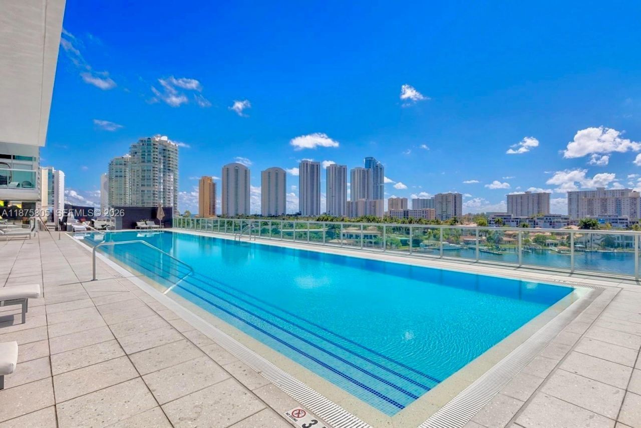 400 Sunny Isles Blvd, Unit 1707, Sunny Isles Beach, FL 33160 Photo