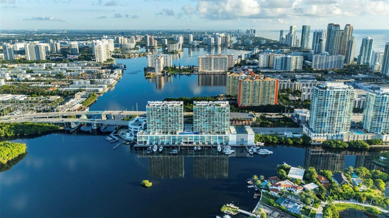 400 Sunny Isles Blvd, Unit 1707, Sunny Isles Beach, FL 33160 Photo