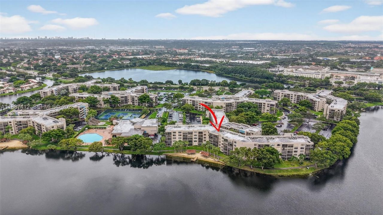 1100 Colony Point Cir, Unit 205, Pembroke Pines, FL 33026 Photo