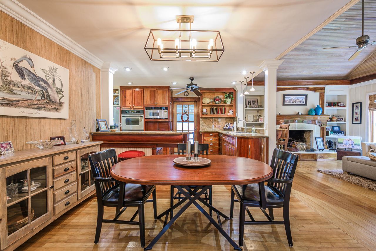 933 Lakeview Drive Photo 14