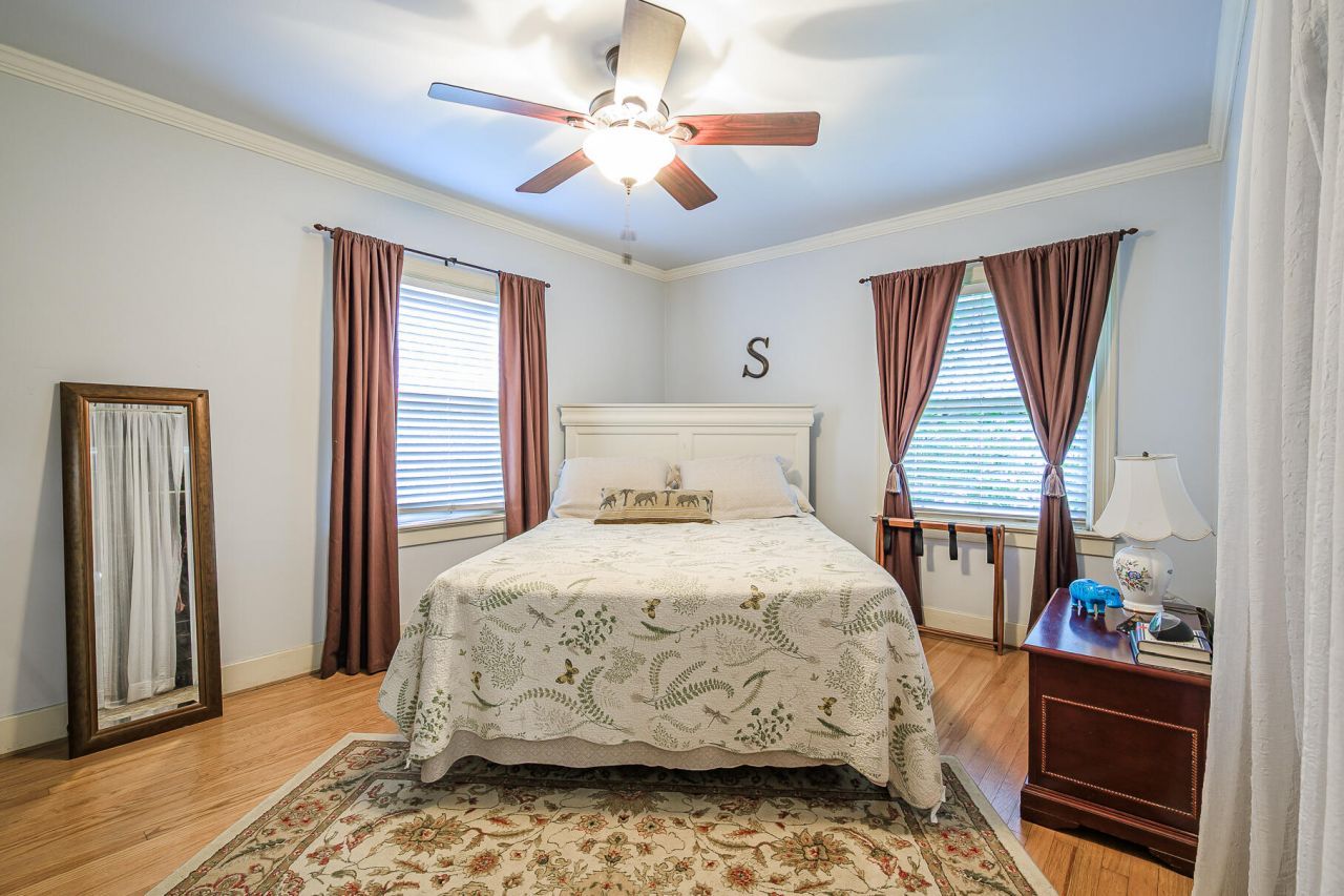 933 Lakeview Drive Photo 31