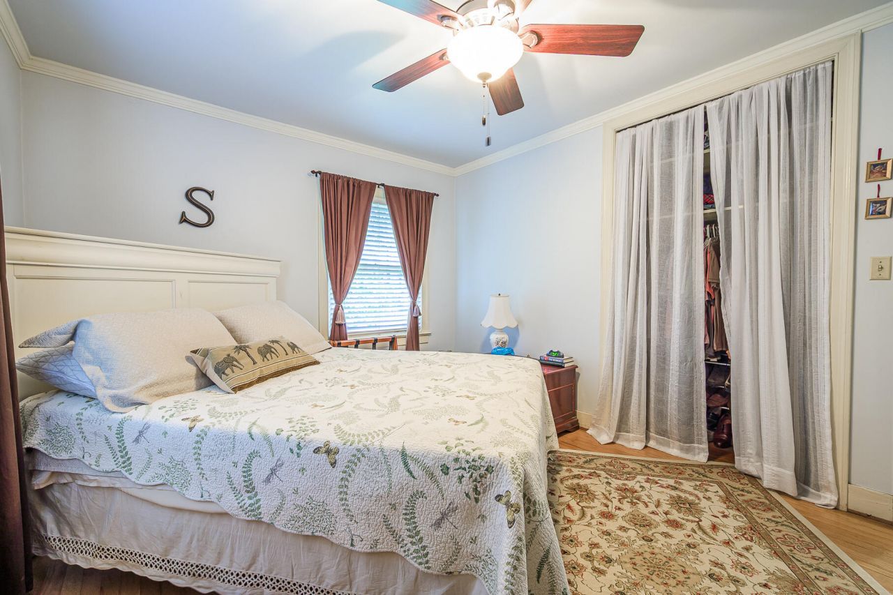 933 Lakeview Drive Photo 33