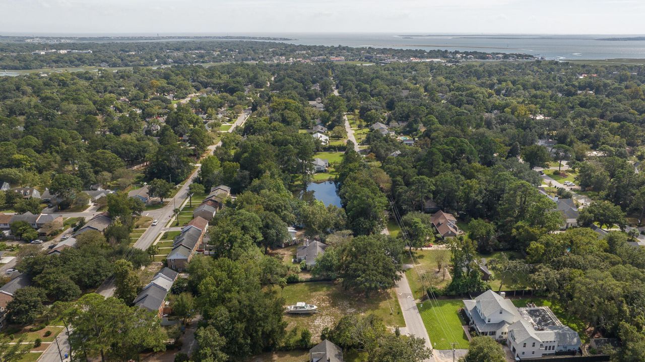 933 Lakeview Drive Photo 61