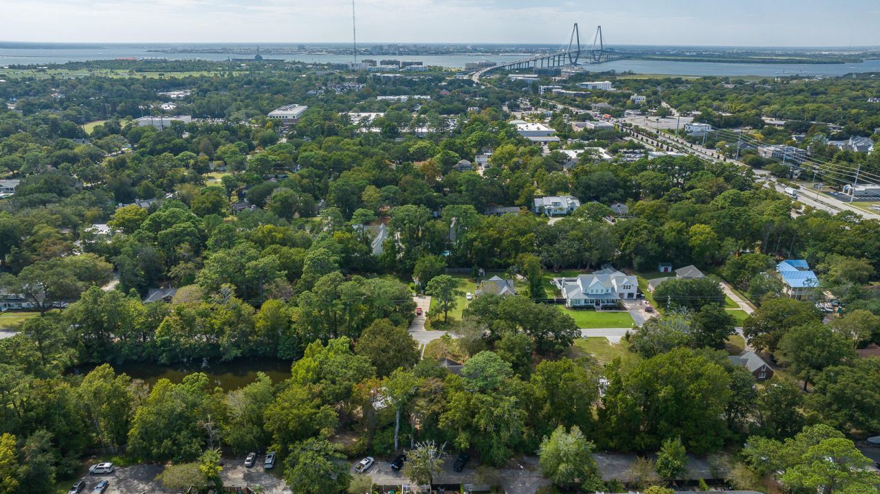 933 Lakeview Drive Photo 63