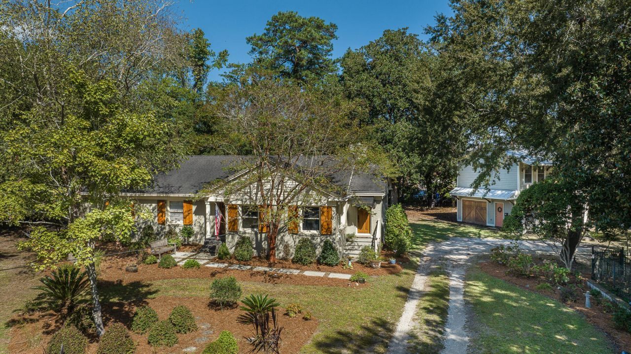 933 Lakeview Drive Photo 67