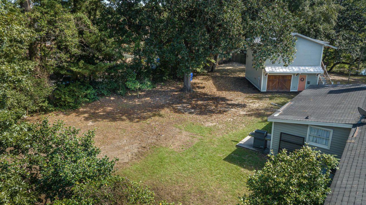 933 Lakeview Drive Photo 68