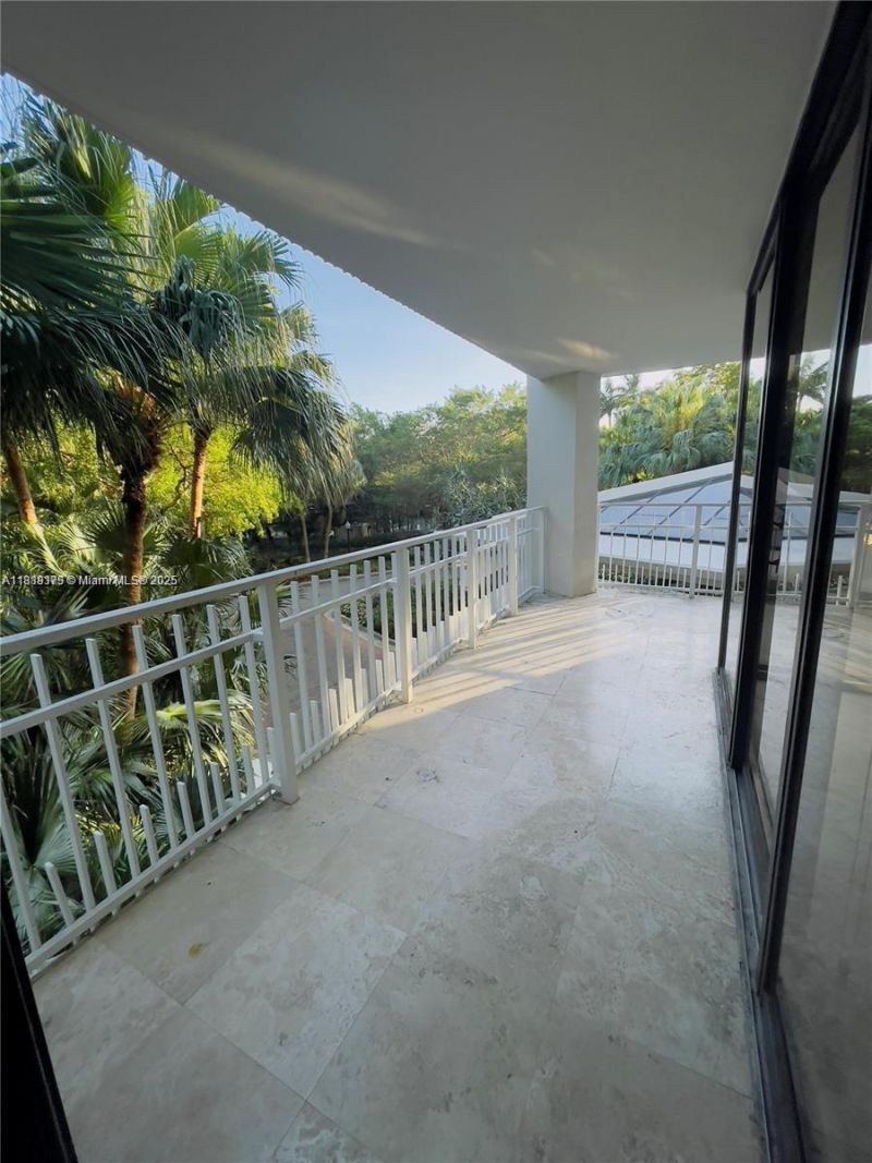 2000 Towerside, Unit 309, Miami, FL 33138 Photo