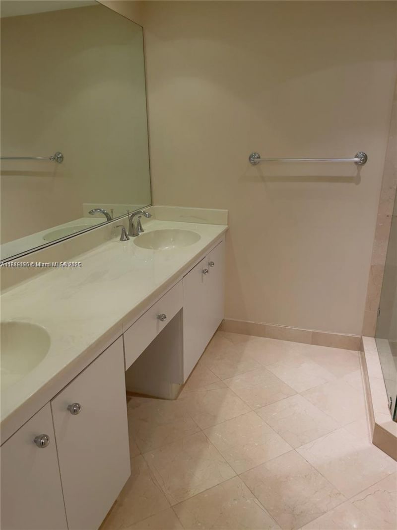 2000 Towerside, Unit 309, Miami, FL 33138 Photo