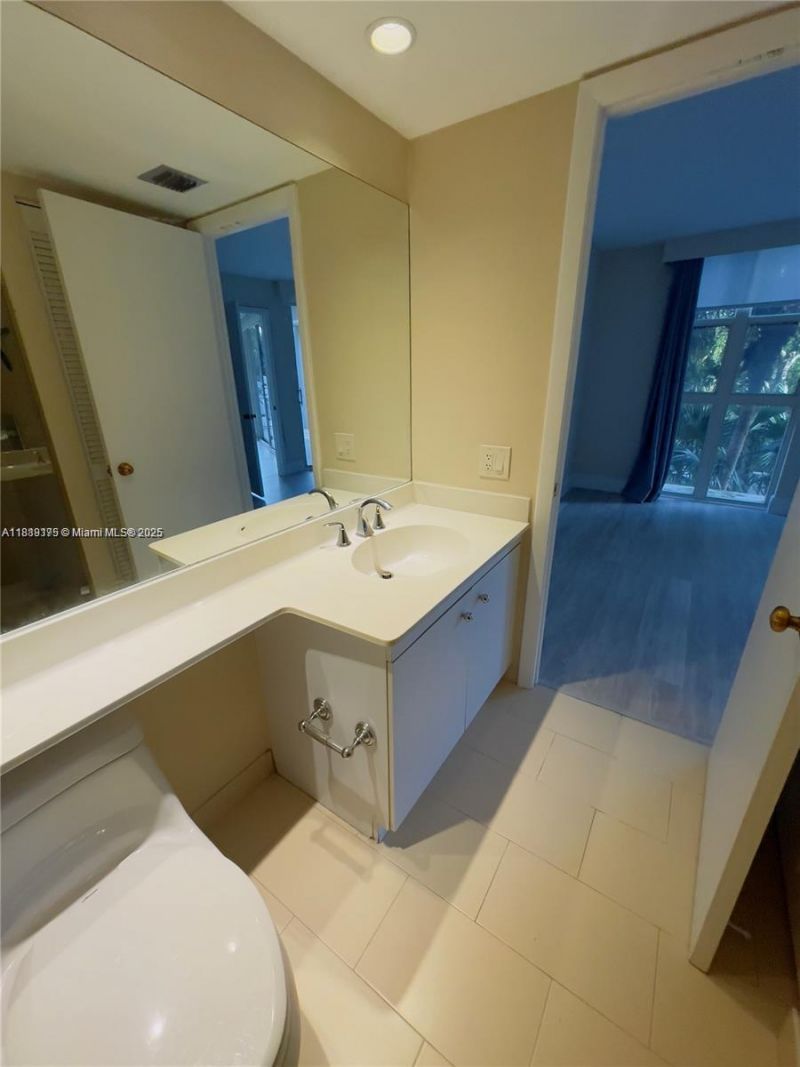 2000 Towerside, Unit 309, Miami, FL 33138 Photo