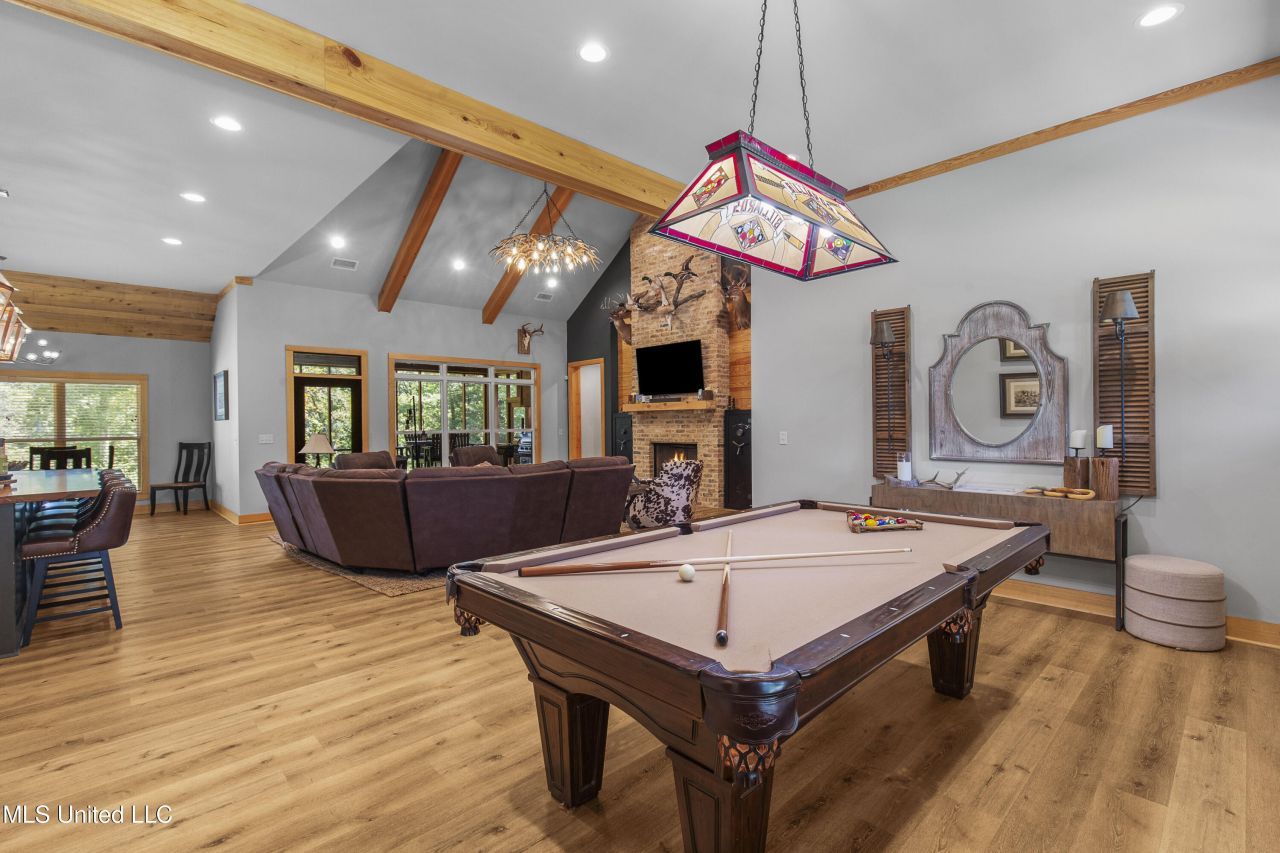 2233 Holloman Road, Bentonia, MS 39040 Main Photo