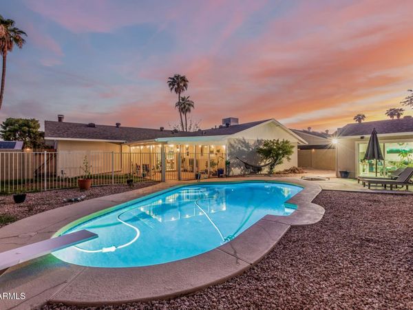 3628 W BANFF Lane, Phoenix, AZ 85053