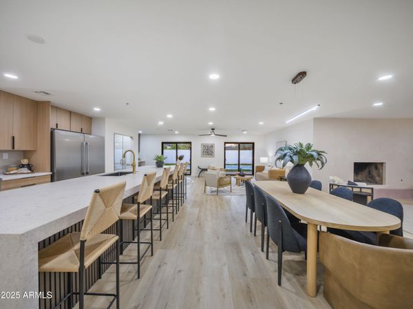 2901 N 81ST Place, Scottsdale, AZ 85251
