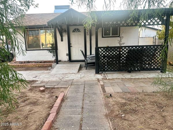 326 N 39TH Drive N, Phoenix, AZ 85009