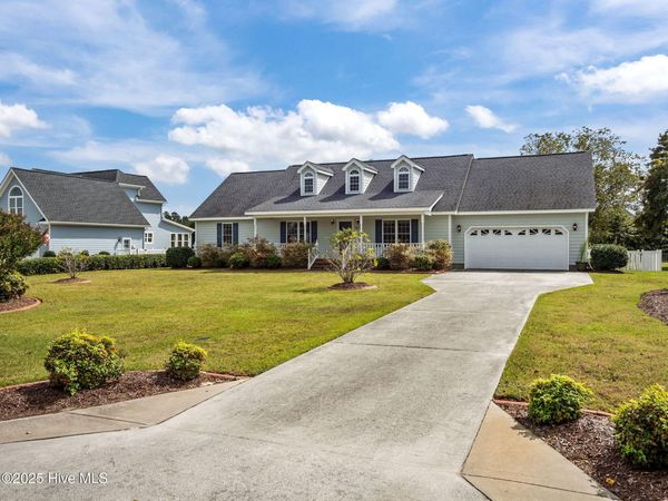 105 Deerfield Court, Cedar Point, NC 28584