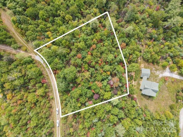 99999 Sir Winston Way, Marion, NC 28752