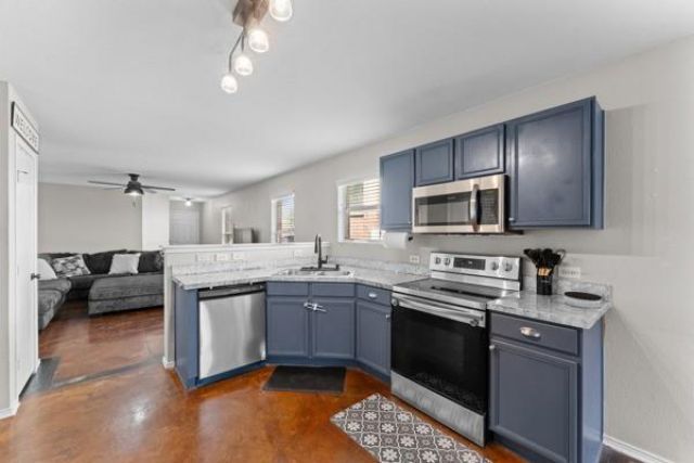 6724 Meadow Way Lane, Fort Worth, TX 76179 Main Photo