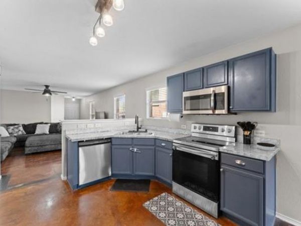 6724 Meadow Way Lane, Fort Worth, TX 76179