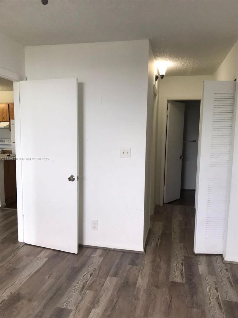 2701 Riverside Dr, Unit 515-B, Coral Springs, FL 33065 Photo