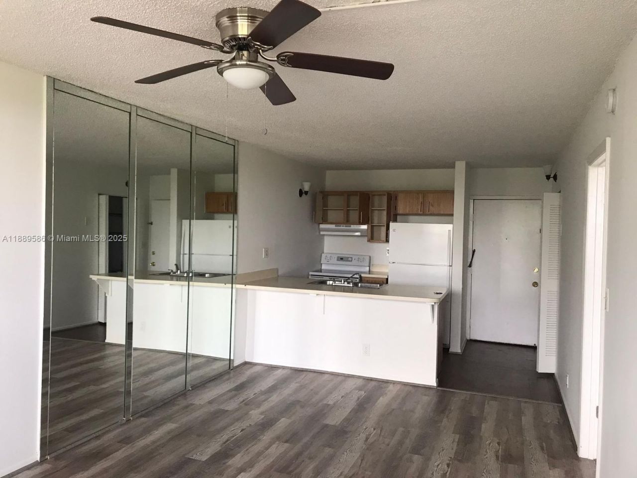 2701 Riverside Dr, Unit 515-B, Coral Springs, FL 33065 Photo