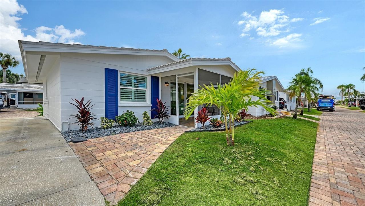 6020 Midnight Pass Road, Unit 63, Siesta Key, FL 34242 Photo