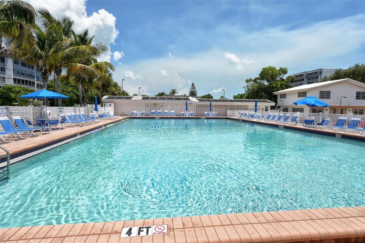 6020 Midnight Pass Road, Unit 63, Siesta Key, FL 34242 Photo