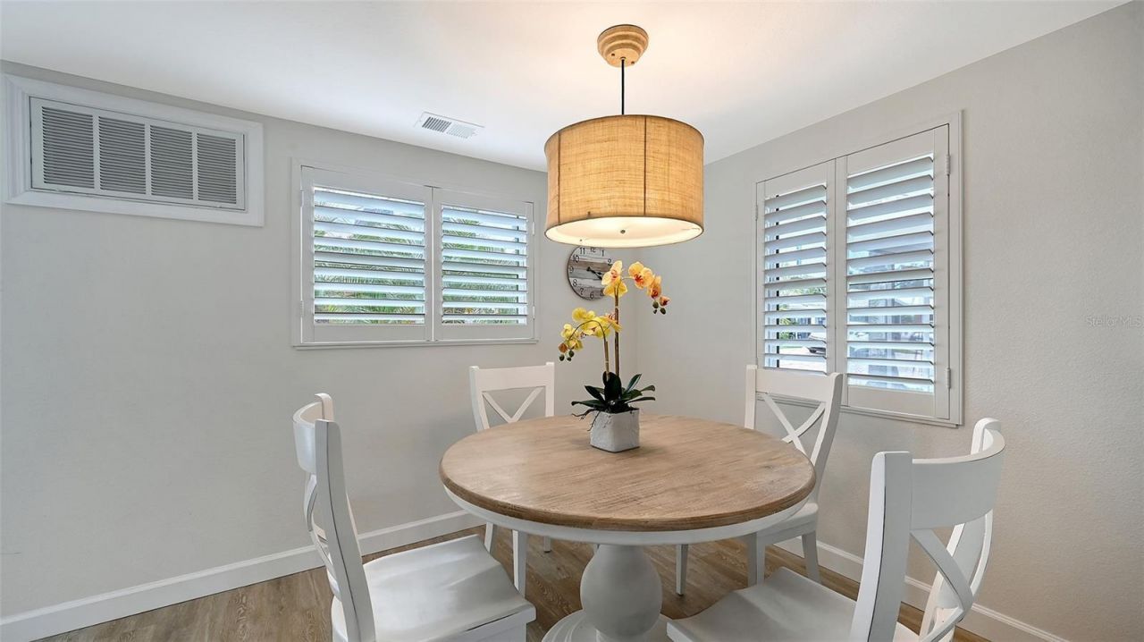 6020 Midnight Pass Road, Unit 63, Siesta Key, FL 34242 Photo