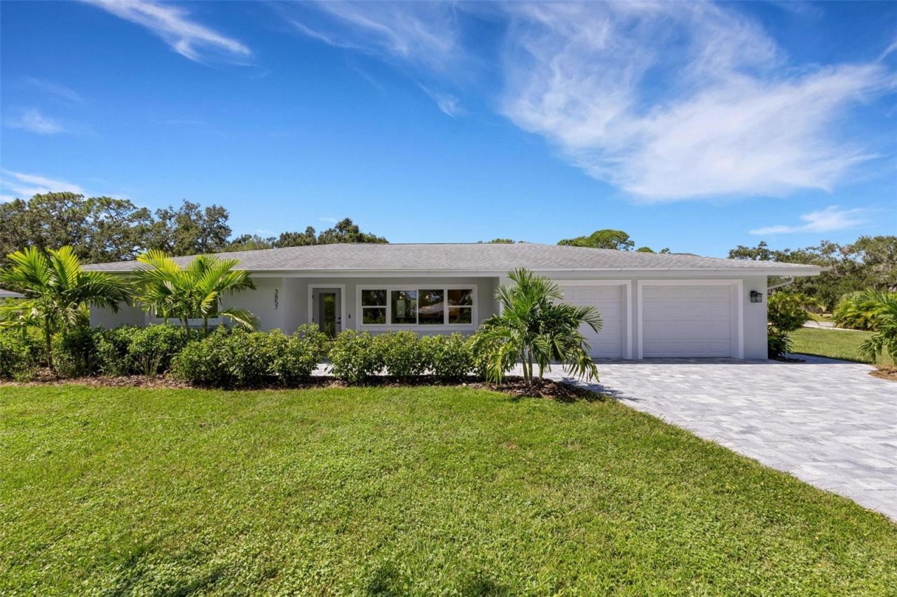 3857 Malec Circle, Sarasota, FL 34233 Photo