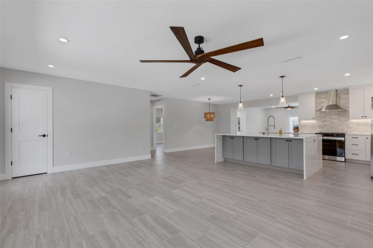 3857 Malec Circle, Sarasota, FL 34233 Photo