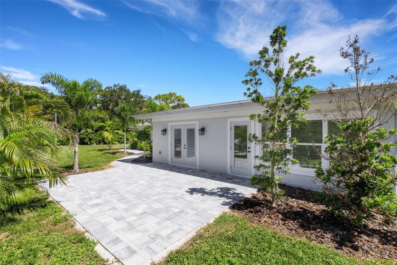 3857 Malec Circle, Sarasota, FL 34233 Photo
