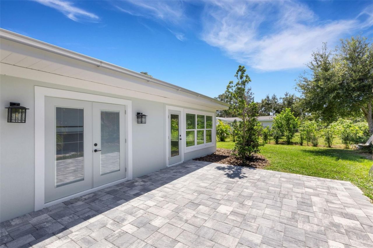 3857 Malec Circle, Sarasota, FL 34233 Photo