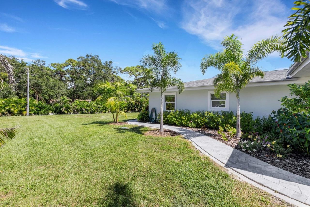 3857 Malec Circle, Sarasota, FL 34233 Photo
