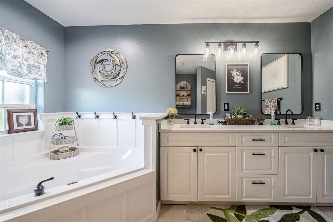 6309 Avocado Dr, Indian Lake Estates, FL 33855 Photo