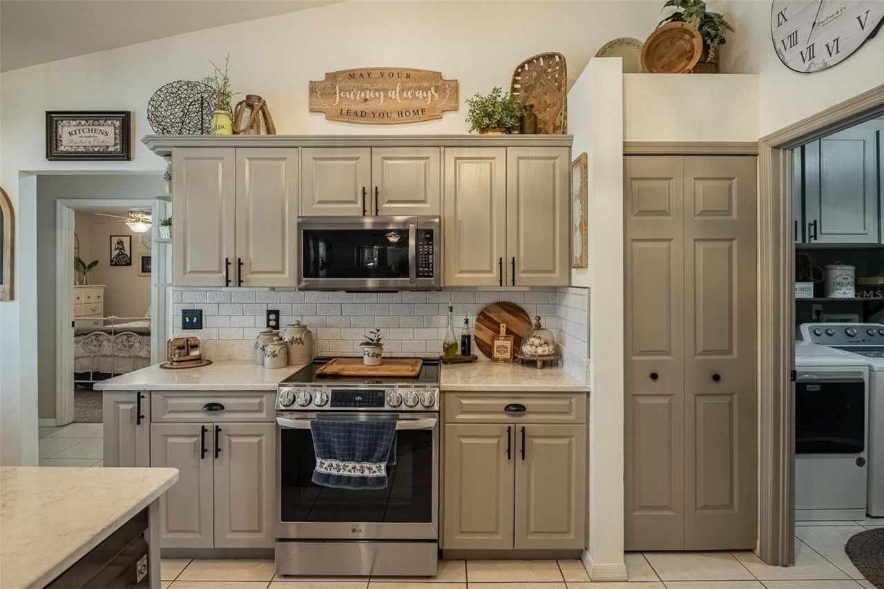 6309 Avocado Dr, Indian Lake Estates, FL 33855 Photo